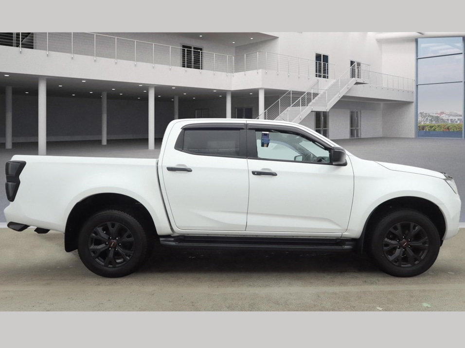 Used Isuzu D-Max 2023 for sale - 77274058: Photo 6