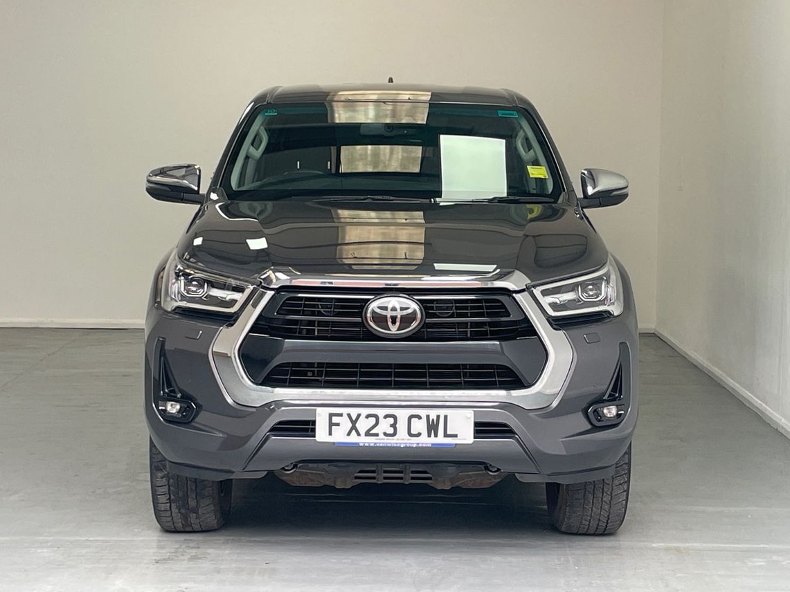 Used Toyota Hilux 2023 for sale - 76154887: Photo 2