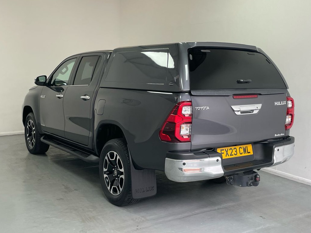 Used Toyota Hilux 2023 for sale - 76154887: Photo 7