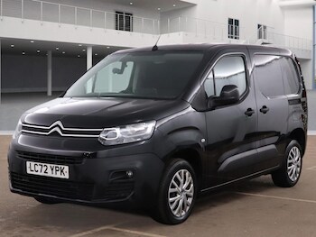 Used Citroen Berlingo 2023 for sale - 77232240: Photo
