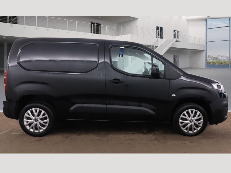 Used Citroen Berlingo 2023 for sale - 77232240: Photo 7