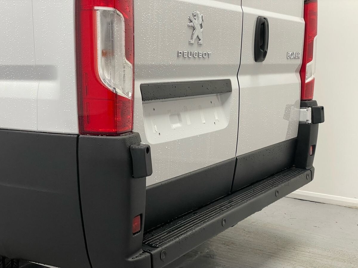 Vehicle 43