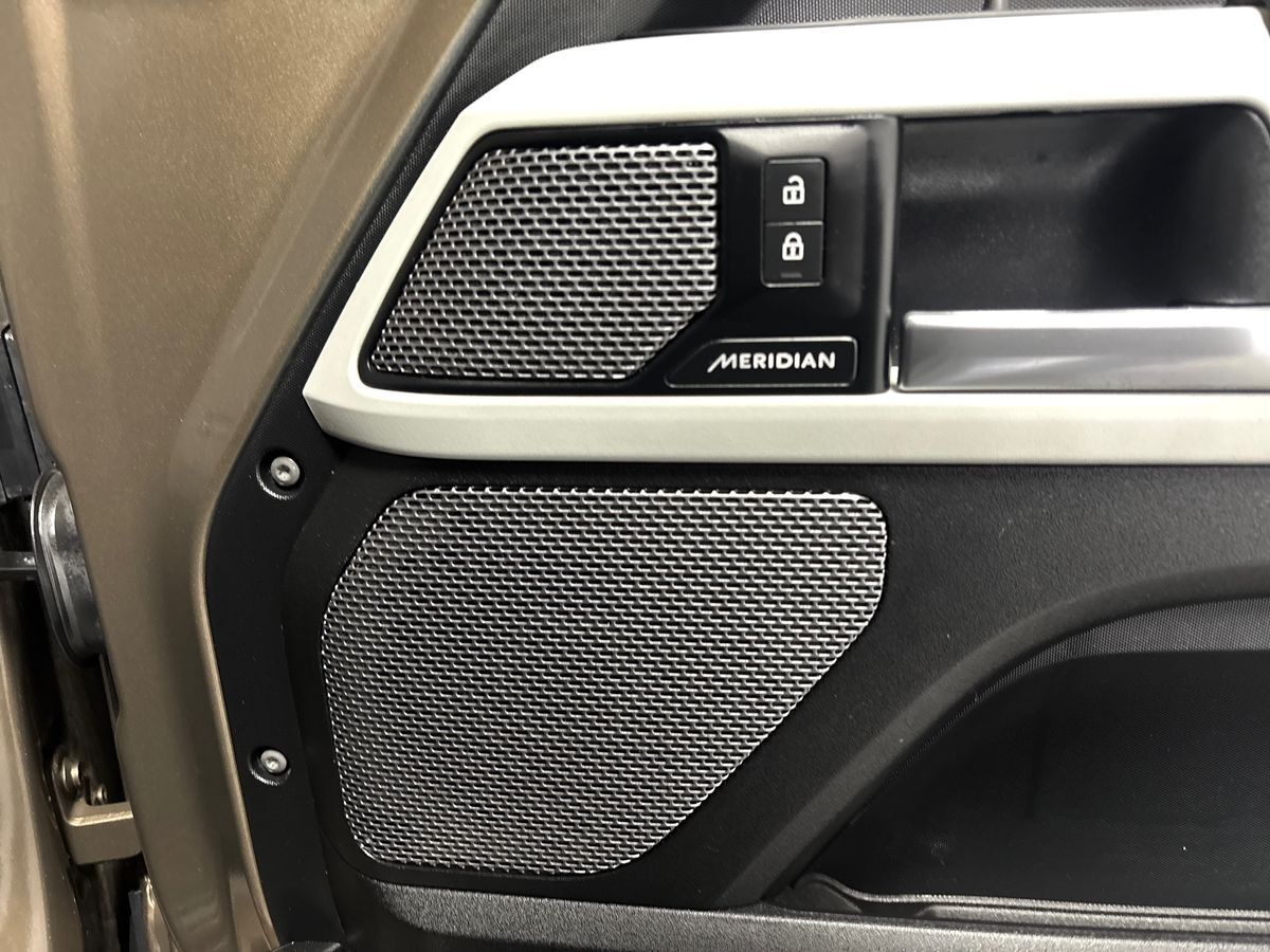 Used Land Rover Defender 2023 for sale - 76344074: Photo 23