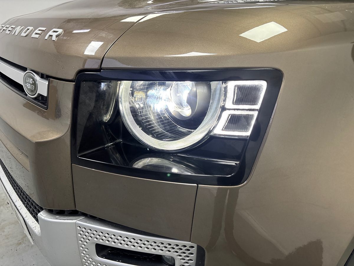 Used Land Rover Defender 2023 for sale - 76344074: Photo 25