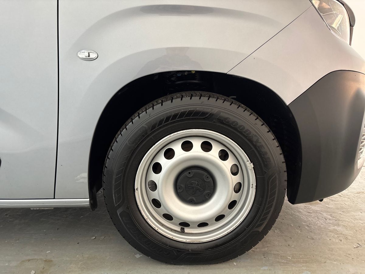 Used Peugeot Partner 2023 for sale - 77576439: Photo 31