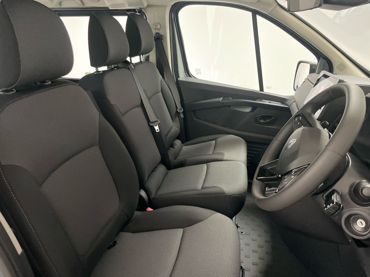 Used Renault Trafic 2025 for sale - 76602993: Photo 12