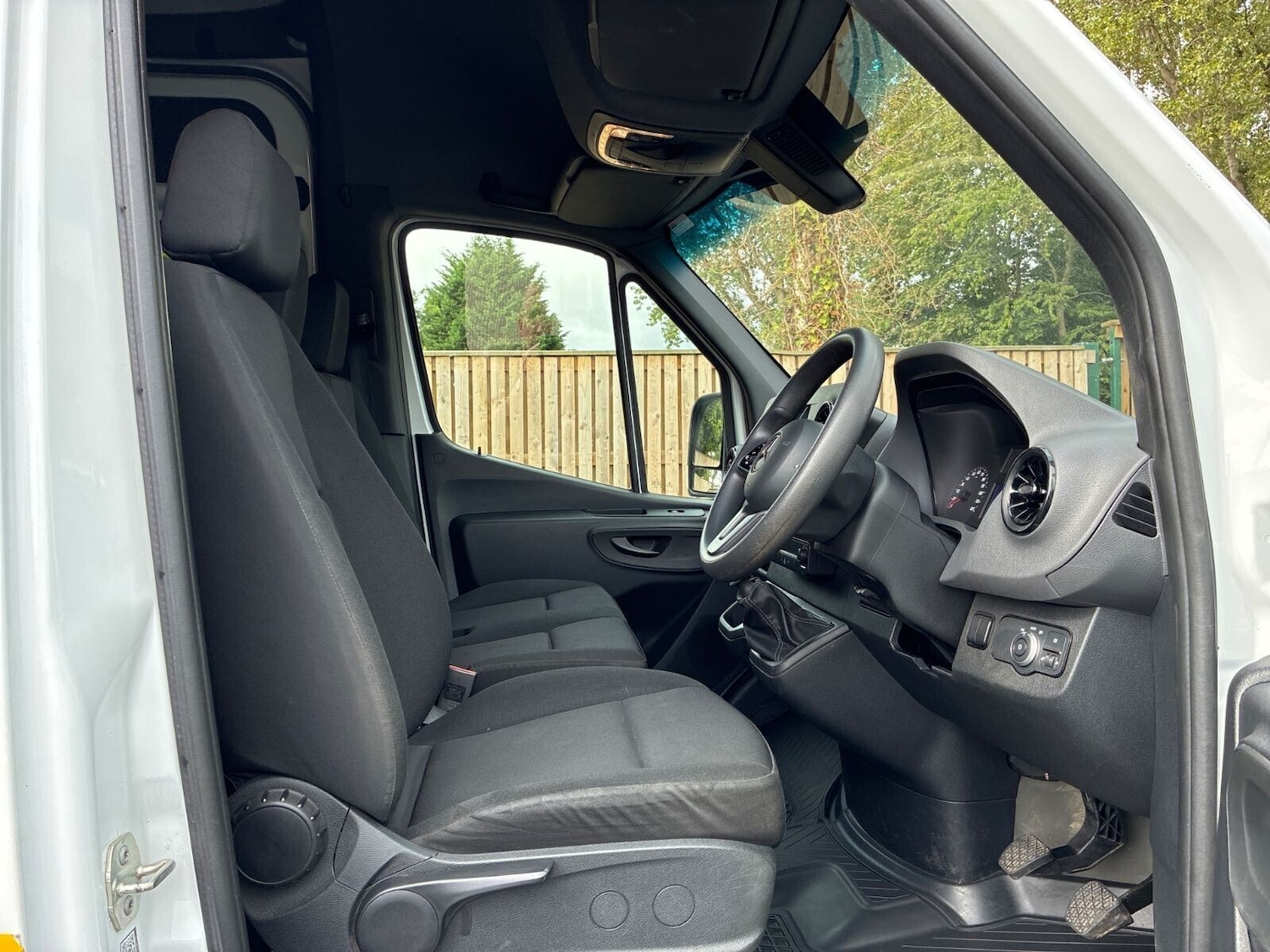 Used Mercedes-Benz Sprinter 2023 for sale - 76033959: Photo 2