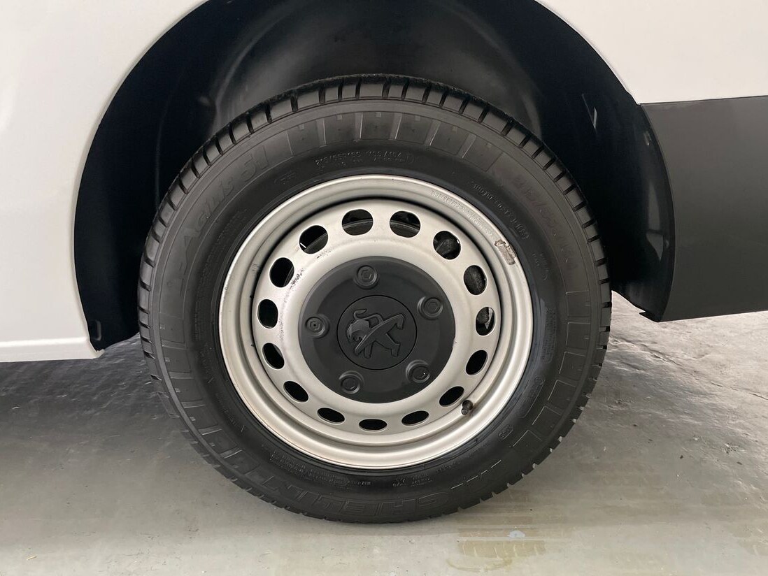 Used Peugeot Expert 2023 for sale - 75886879: Photo 25