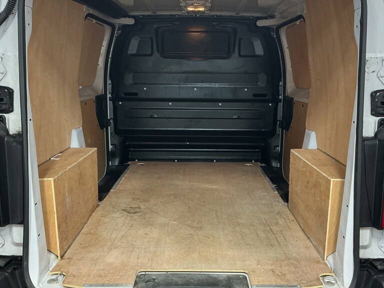 Used Vauxhall Vivaro 2024 for sale - 77552374: Photo 3
