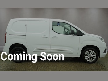 Toyota PROACE CITY feature image