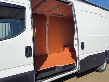 Used Iveco Daily 2025 for sale - 75183388: Photo