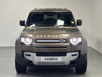 Used Land Rover Defender 2023 for sale - 79150590: Photo