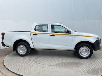 Used Isuzu D-Max 2023 for sale - 79226178: Photo