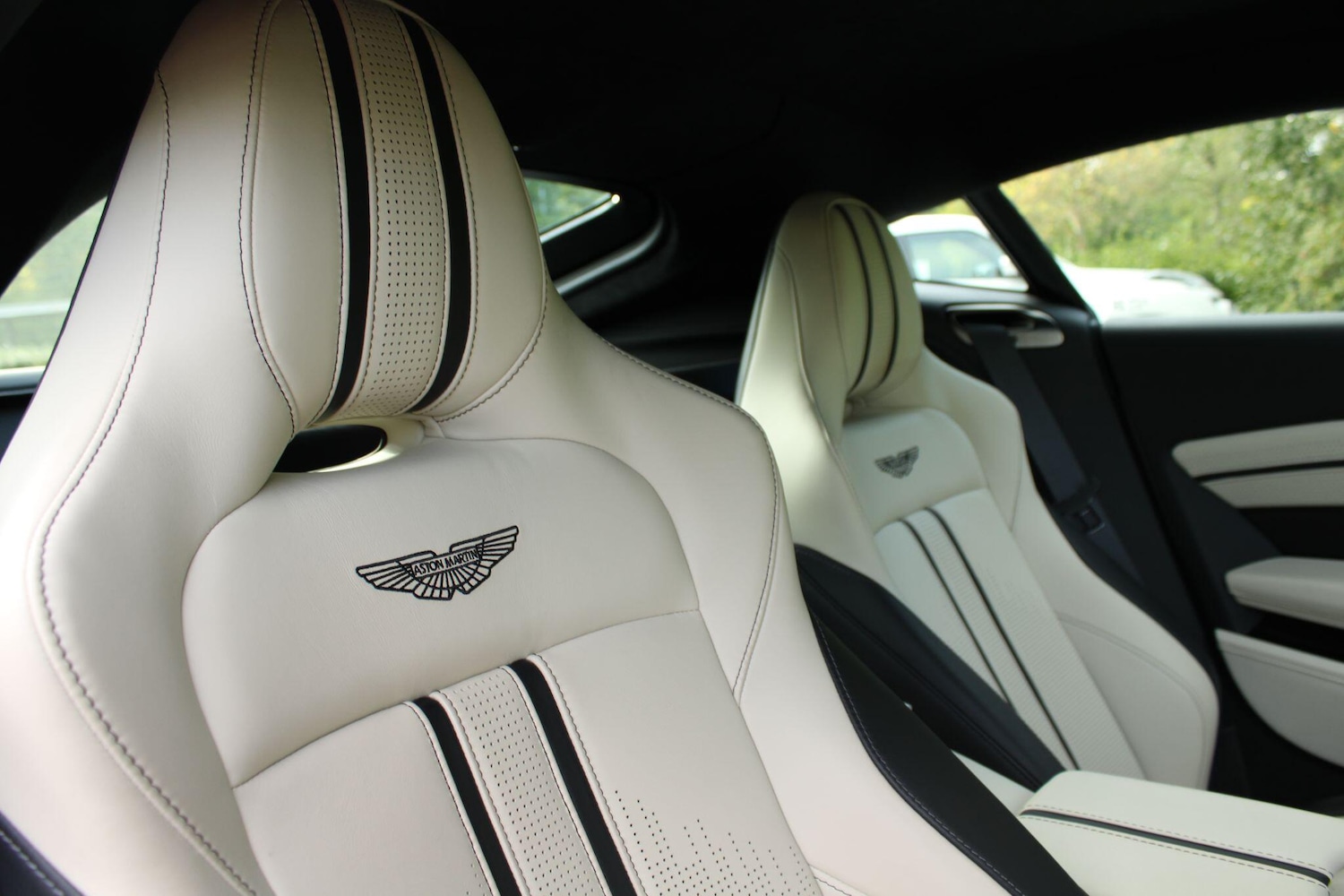 Used Aston Martin Vantage 2023 for sale - 76247006: Photo 28