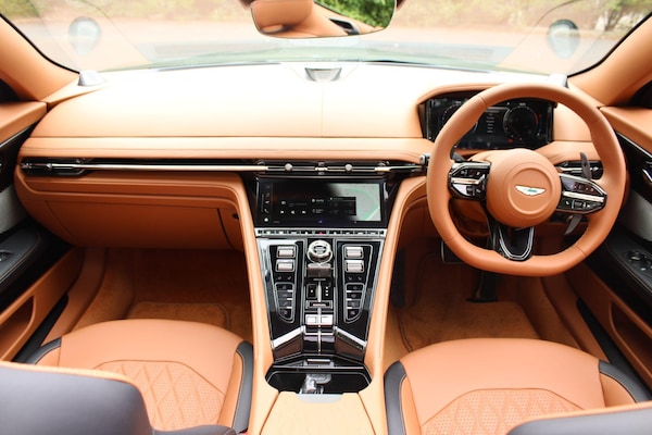Used Aston Martin V8 2025 for sale - 75589388: Photo 18
