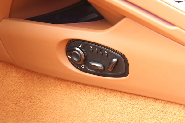 Used Aston Martin V8 2025 for sale - 75589388: Photo 24