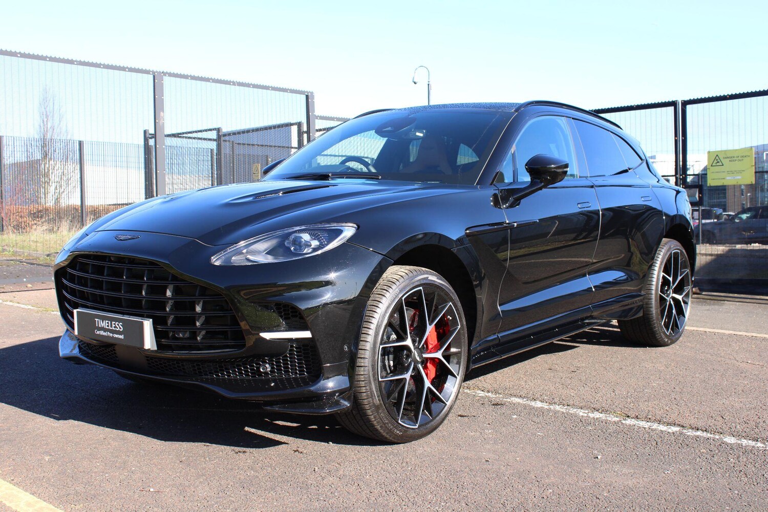 Used Aston Martin DBX 2025 for sale - 77892620: Photo 16