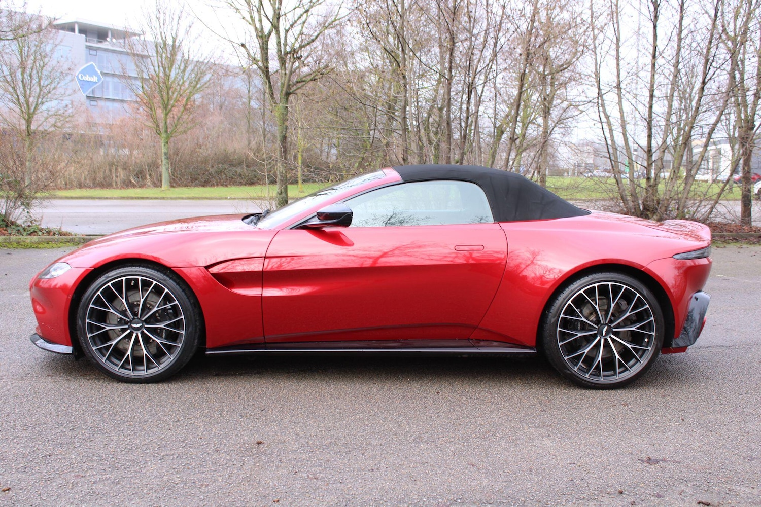 Used Aston Martin Vantage 2023 for sale - 77478504: Photo 12