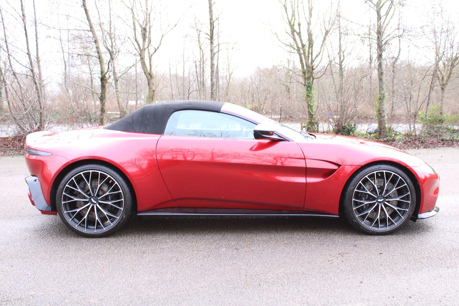 Used Aston Martin Vantage 2023 for sale - 77478504: Photo 14