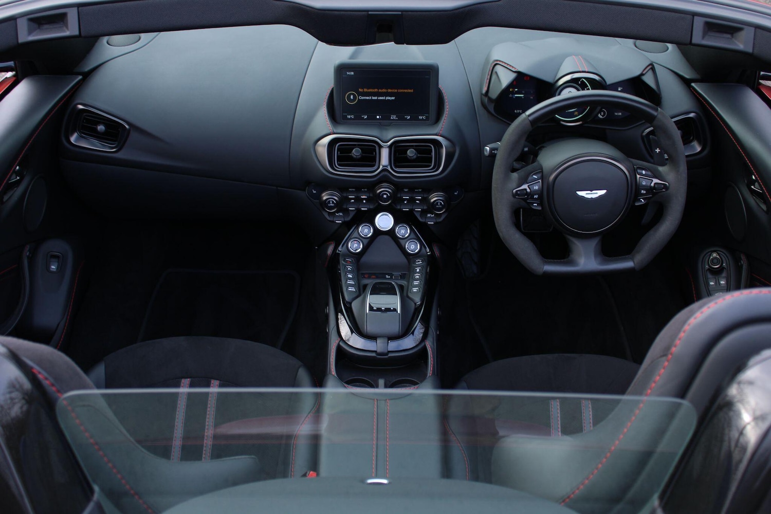 Used Aston Martin Vantage 2023 for sale - 77478504: Photo 16