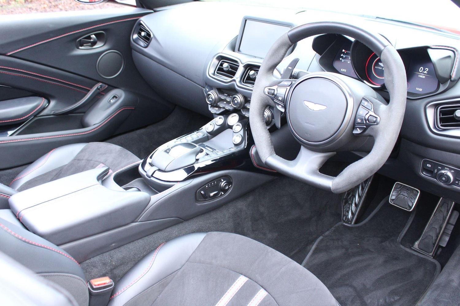 Used Aston Martin Vantage 2023 for sale - 77478504: Photo 18
