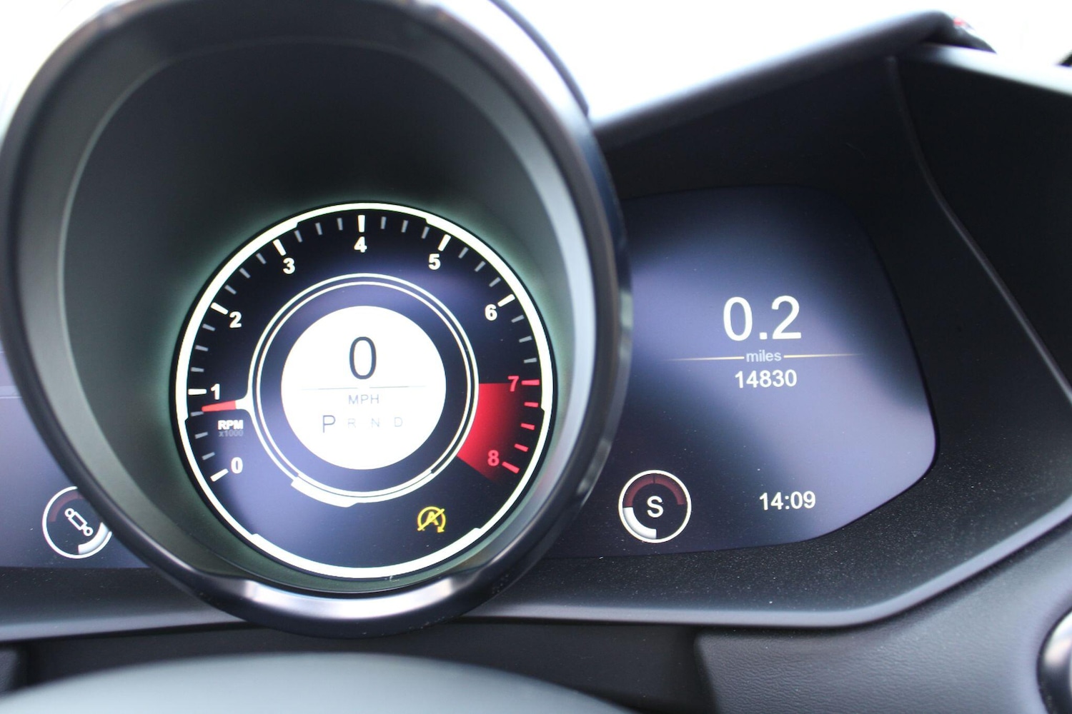 Used Aston Martin Vantage 2023 for sale - 77478504: Photo 34