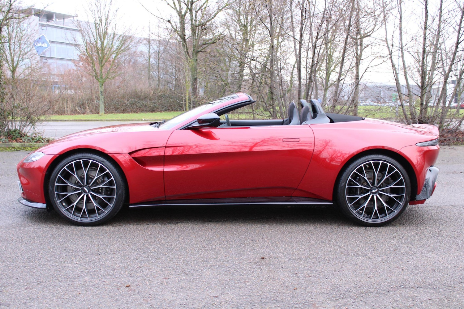 Used Aston Martin Vantage 2023 for sale - 77478504: Photo 4