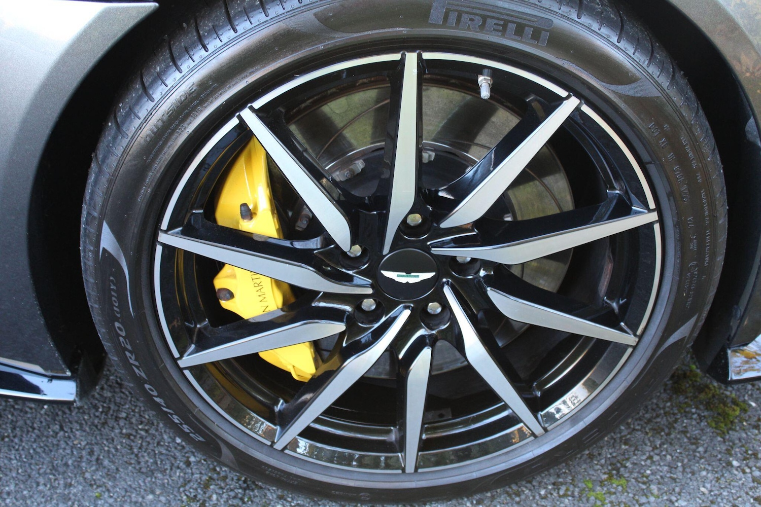 Used Aston Martin Vantage 2019 for sale - 76360483: Photo 21