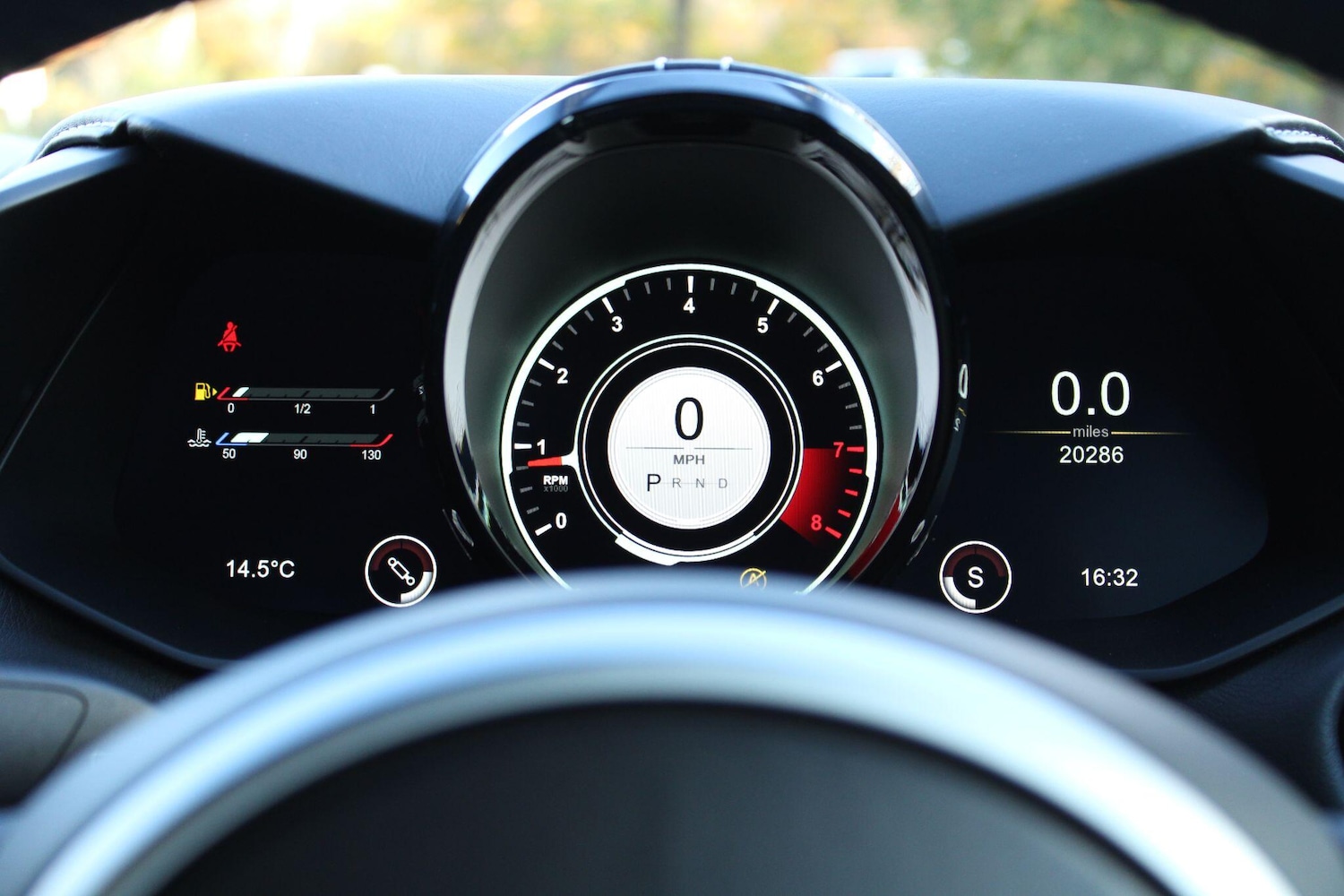 Used Aston Martin Vantage 2019 for sale - 76360483: Photo 25