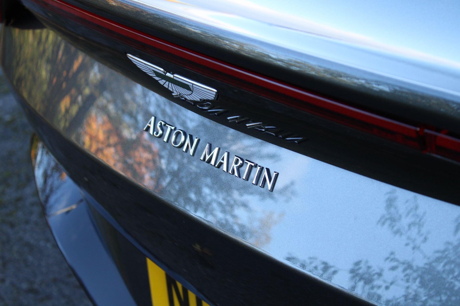 Used Aston Martin Vantage 2019 for sale - 76360483: Photo 27