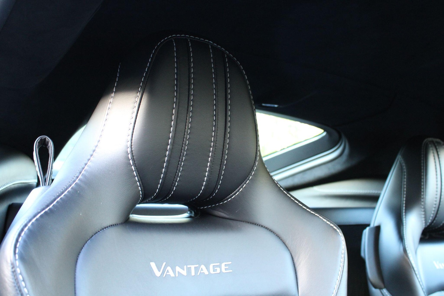 Used Aston Martin Vantage 2019 for sale - 76360483: Photo 28
