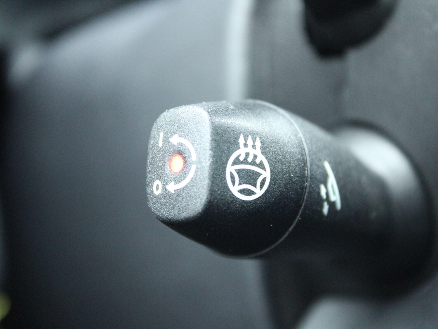 Used Aston Martin DBX 2022 for sale - 77683799: Photo 13