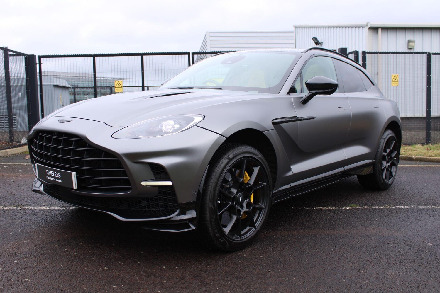 Used Aston Martin DBX 2022 for sale - 77683799: Photo 14