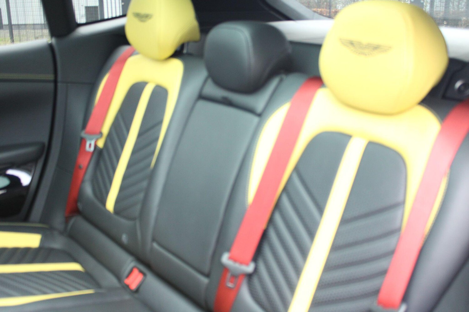 Used Aston Martin DBX 2022 for sale - 77683799: Photo 26