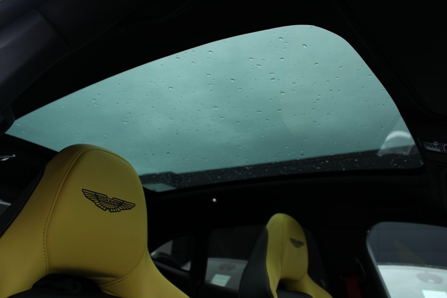 Used Aston Martin DBX 2022 for sale - 77683799: Photo 47