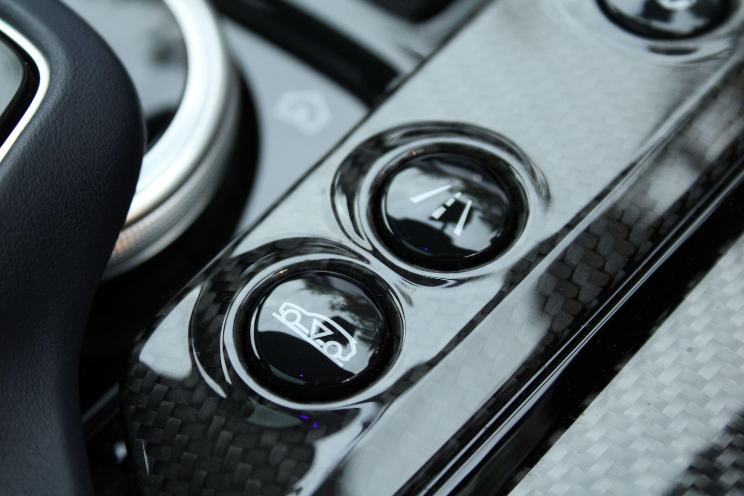 Used Aston Martin DBX 2023 for sale - 76992677: Photo 20