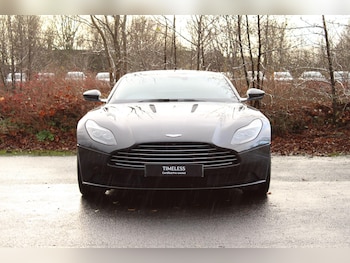 Used Aston Martin DB11 2017 for sale - 77073920: Photo