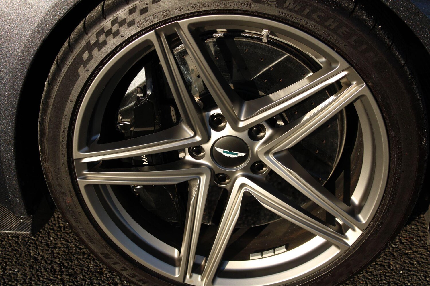 Used Aston Martin Vantage for sale - 78205508: Photo 18