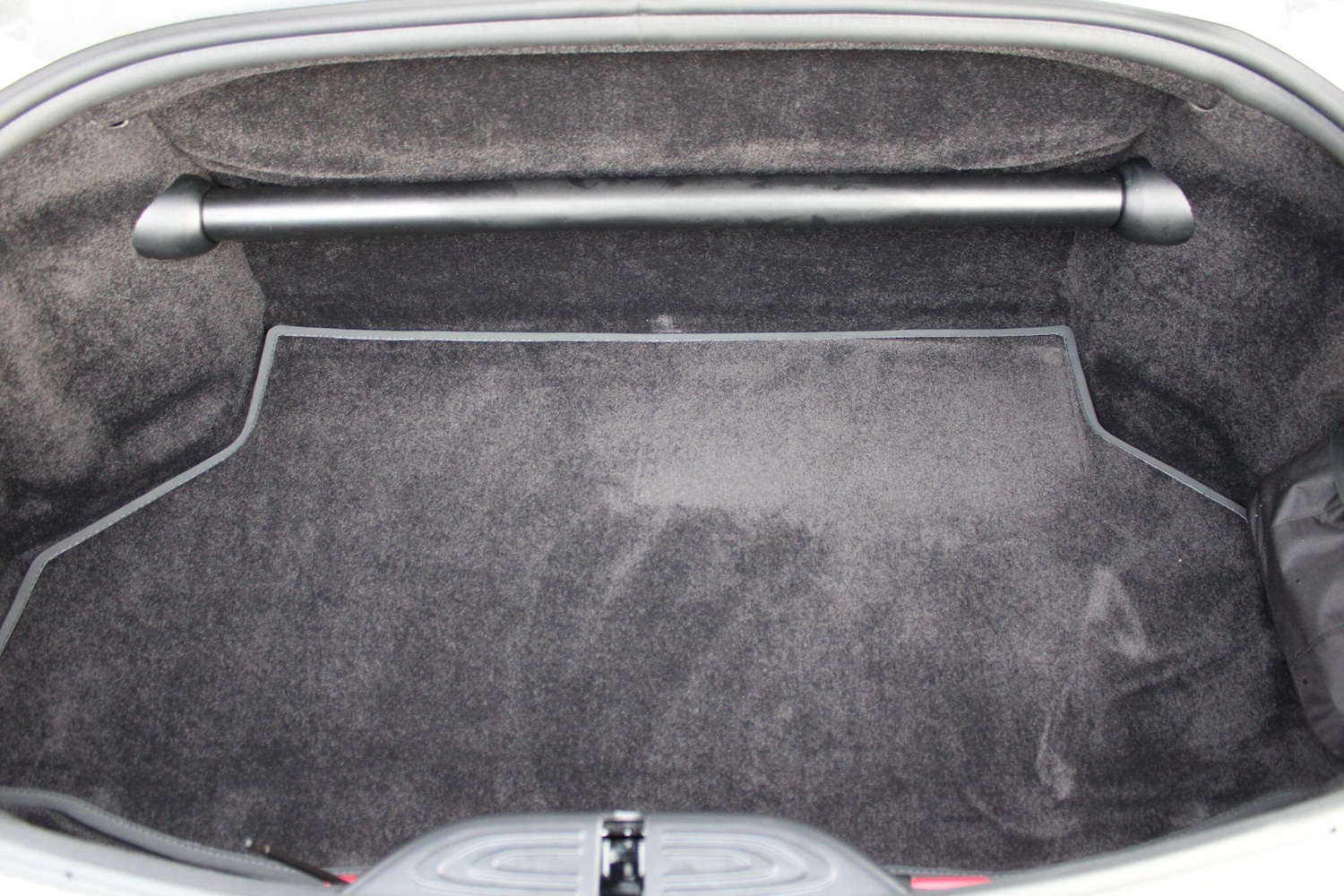 Used Aston Martin Vantage 2025 for sale - 77279604: Photo 32