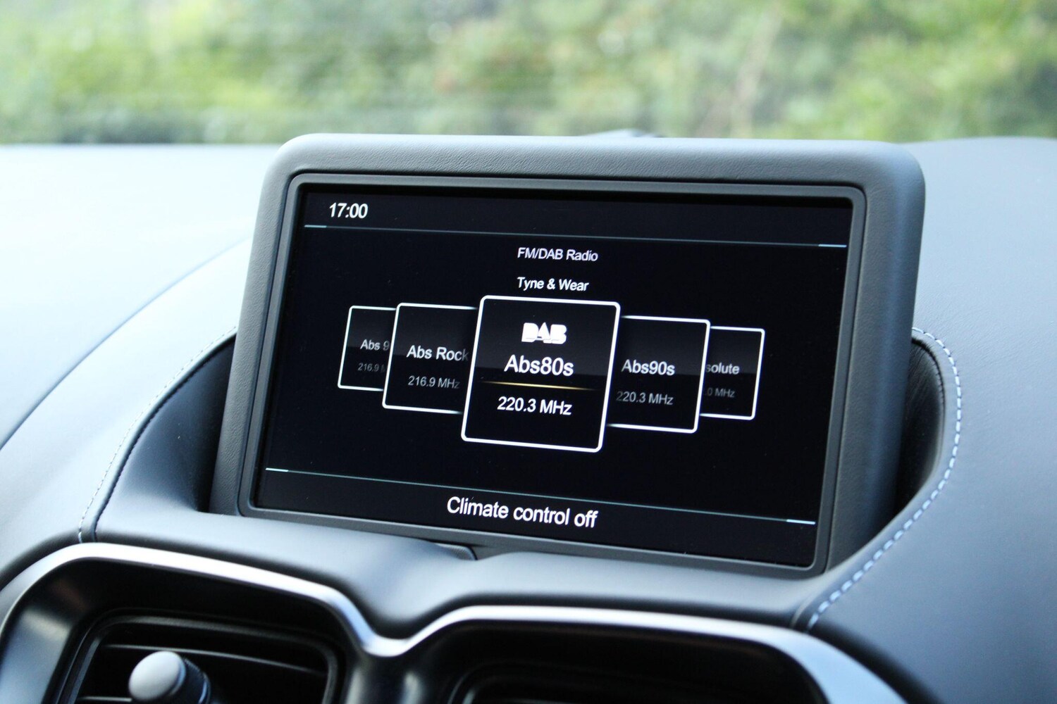 Used Aston Martin Vantage 2023 for sale - 76109281: Photo 24