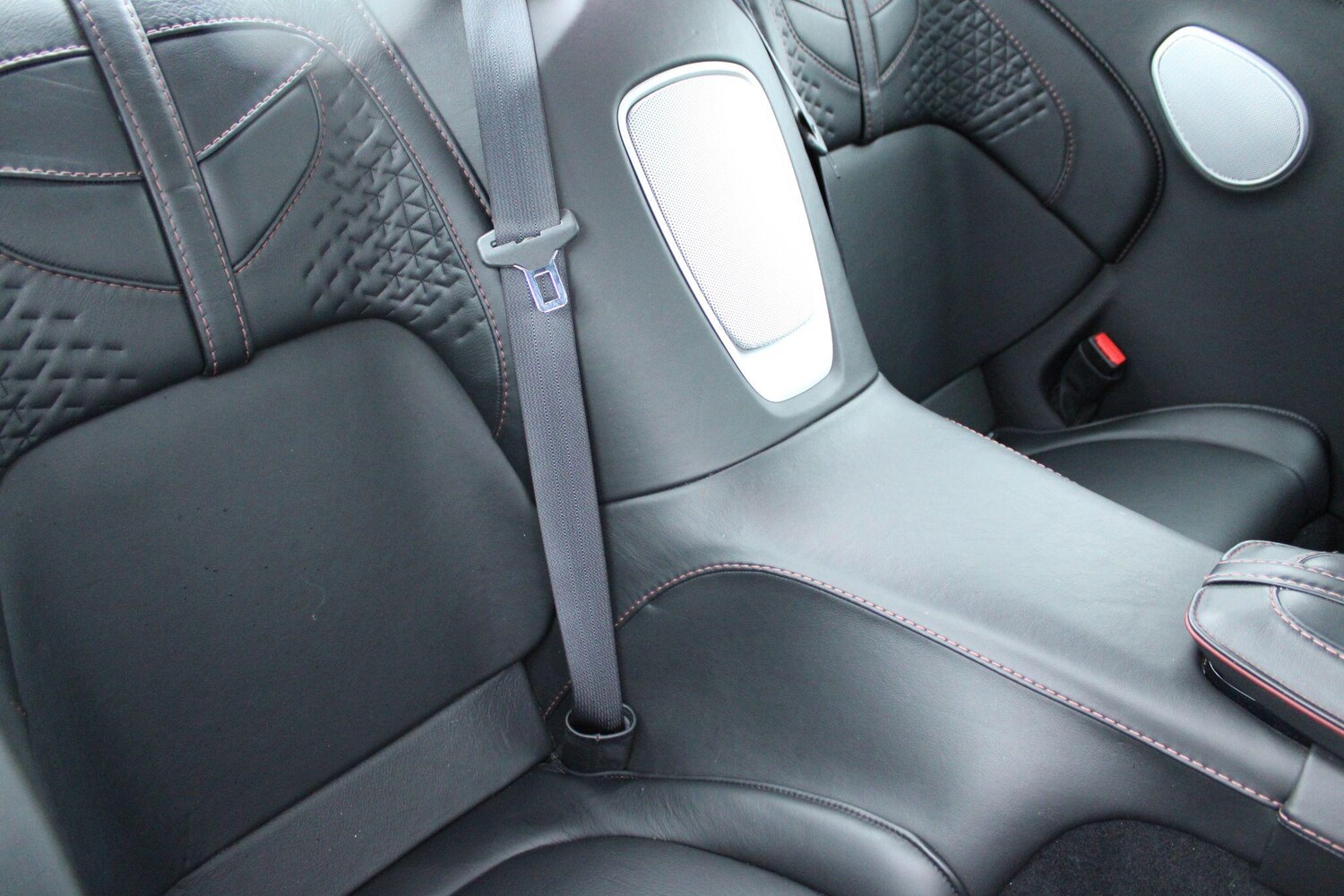 Used Aston Martin DBS for sale - 77854208: Photo 28