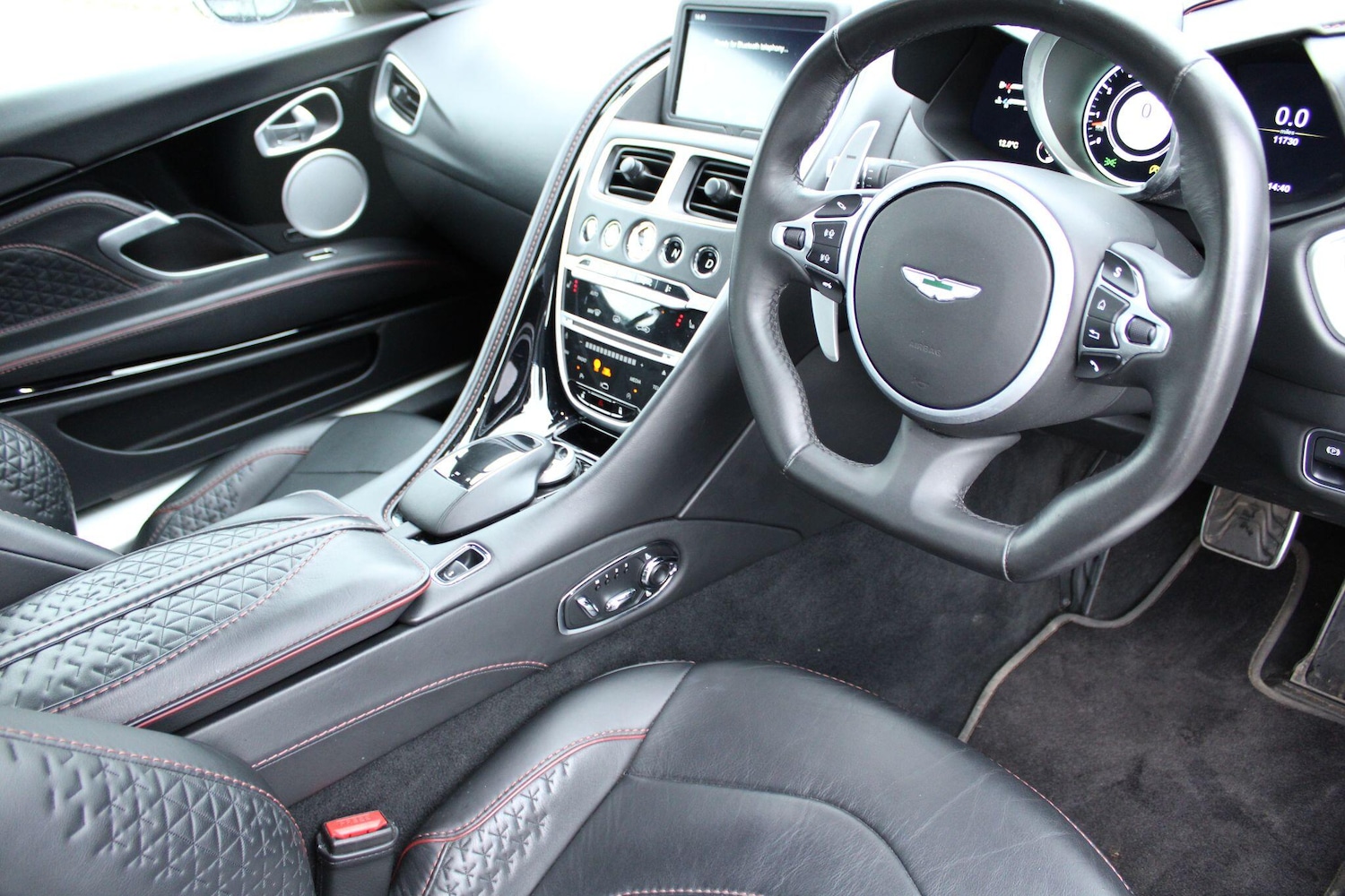 Used Aston Martin DBS for sale - 77854208: Photo 3