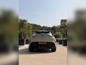 Used Aston Martin DBX 2025 for sale - 79401460: Photo