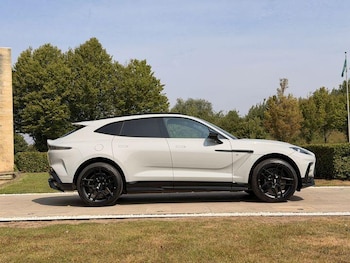 Used Aston Martin DBX 2025 for sale - 79401460: Photo