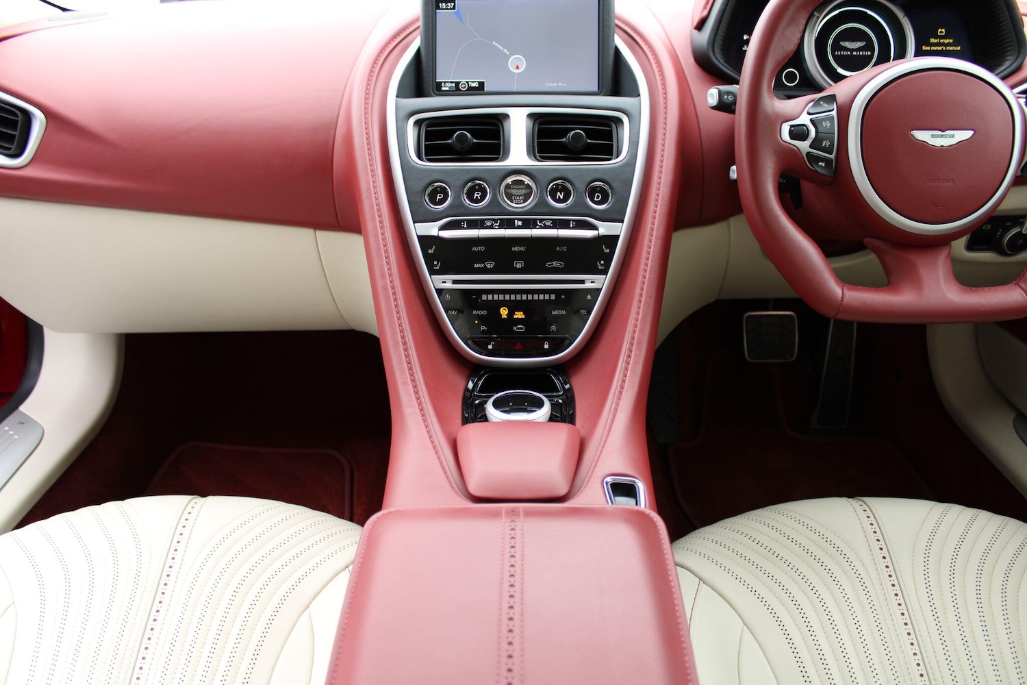 Used Aston Martin DB11 2021 for sale - 77908560: Photo 10