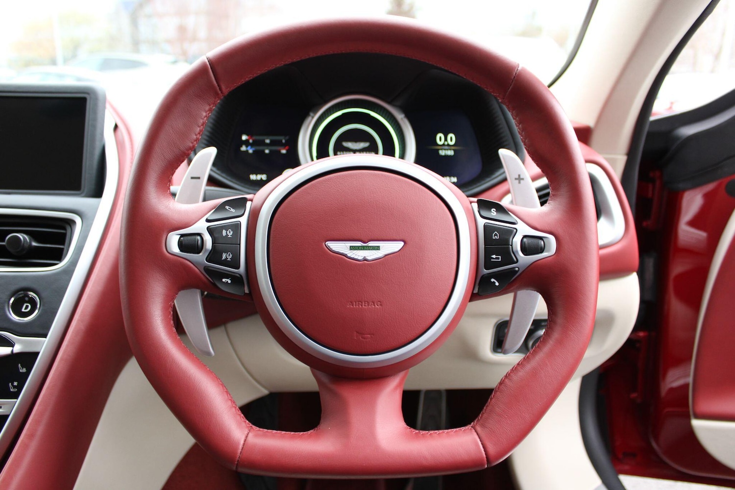 Used Aston Martin DB11 2021 for sale - 77908560: Photo 11