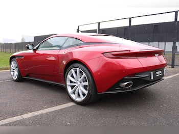 Used Aston Martin DB11 2021 for sale - 77908560: Photo