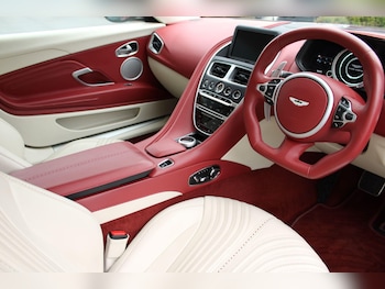 Used Aston Martin DB11 2021 for sale - 77908560: Photo