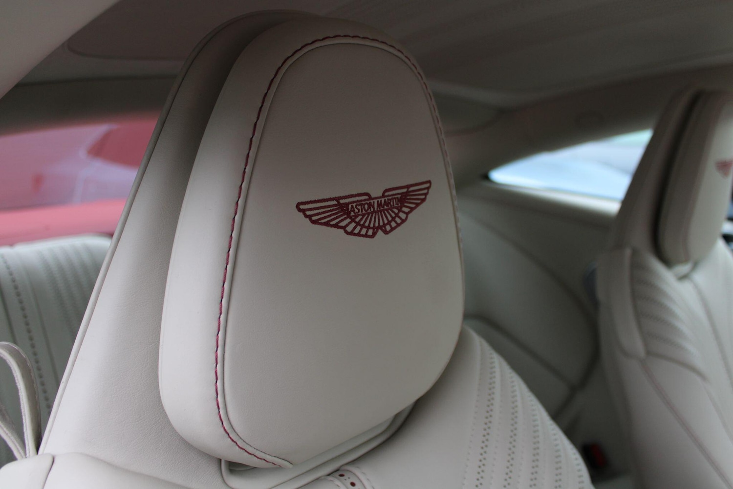 Used Aston Martin DB11 2021 for sale - 77908560: Photo 5