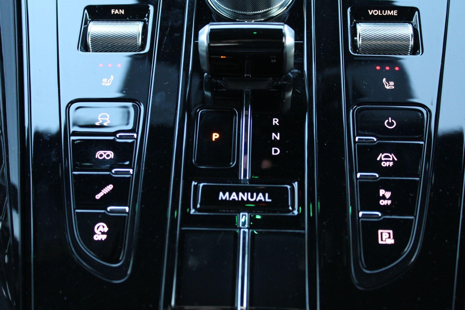 Used Aston Martin V8 2024 for sale - 77396503: Photo 30